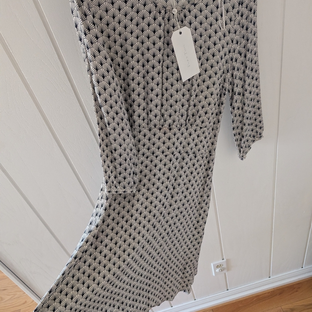 Part Two Dress - Picture 7 of 9